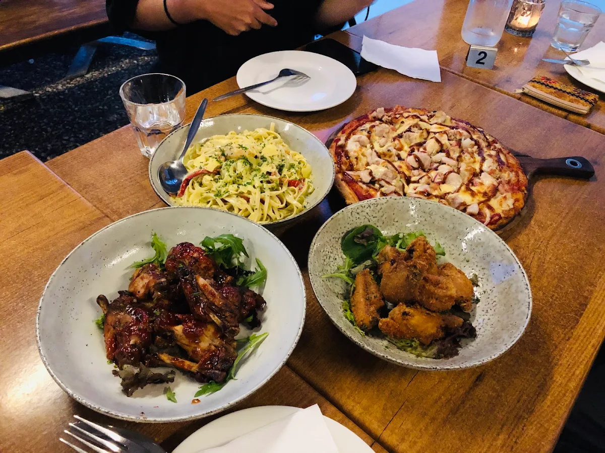 Wings & BBQ Chicken