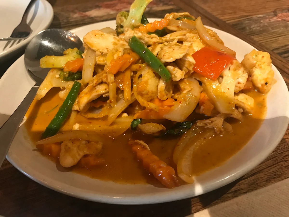 Pad Khing, Jai Thai Lara