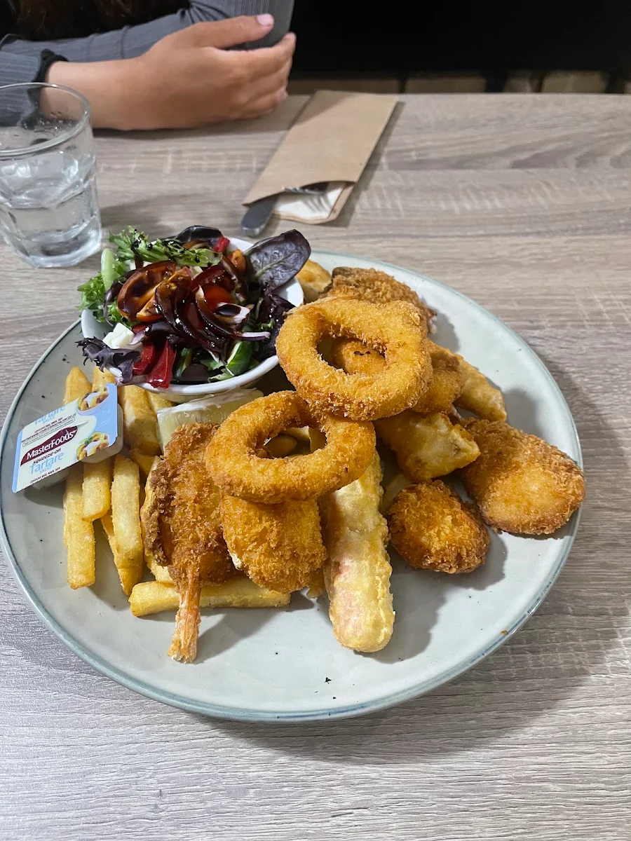 Fish Basket, Euston Royal Hotel Terrace 31 Restaurant