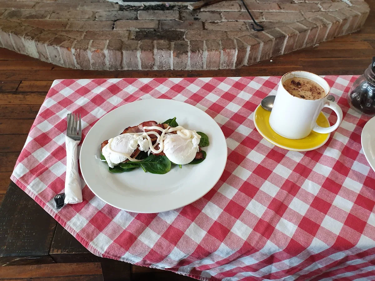 Eggs Benedict Without Bread, Twin Rivers Cafe