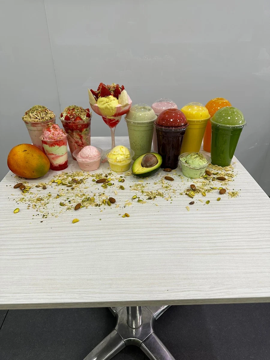 Highlights, Master juice and ice cream Riverstone