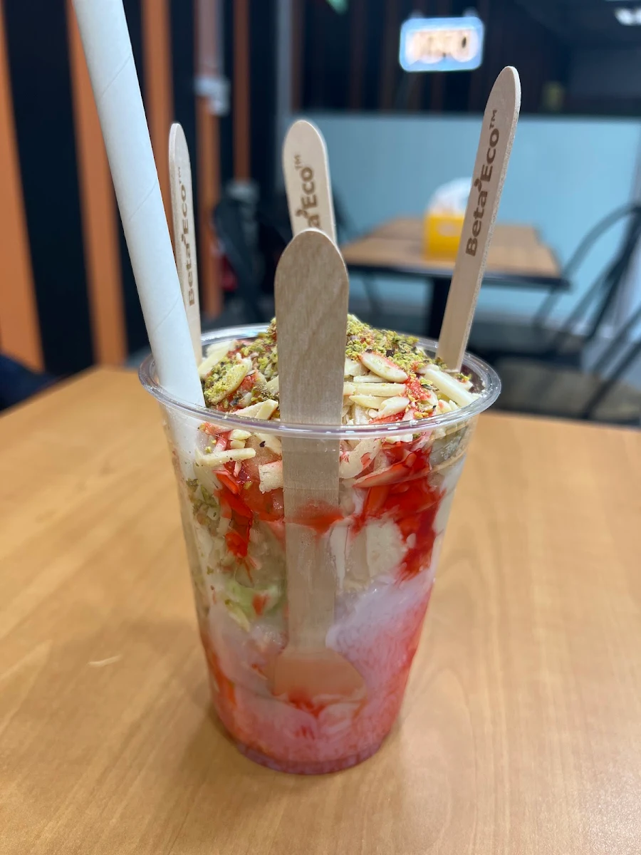 Highlights, Master juice and ice cream Riverstone