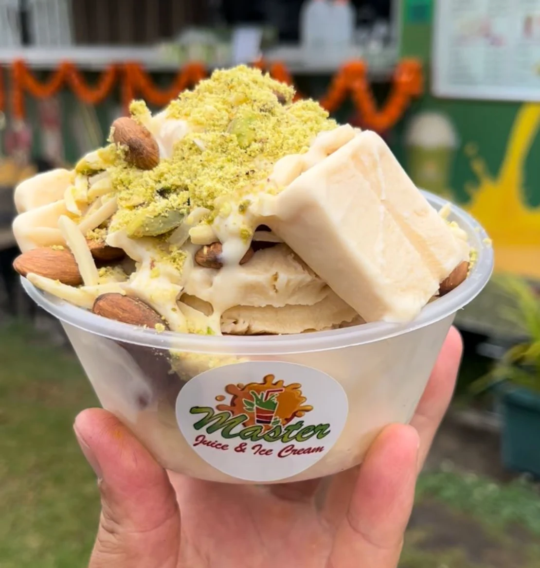 Highlights, Master juice and ice cream Riverstone