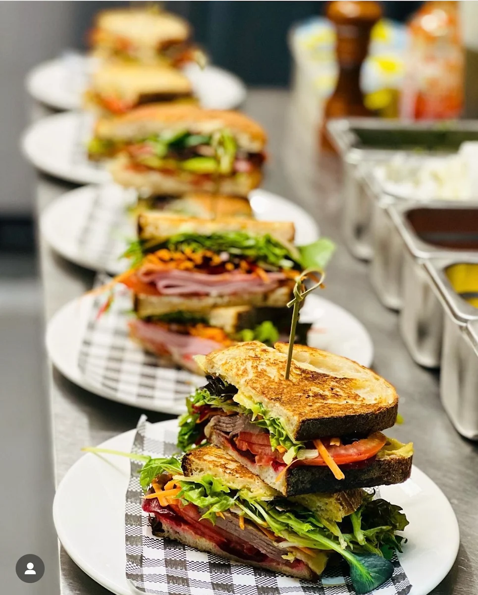Highlights, Cafè Fiveways