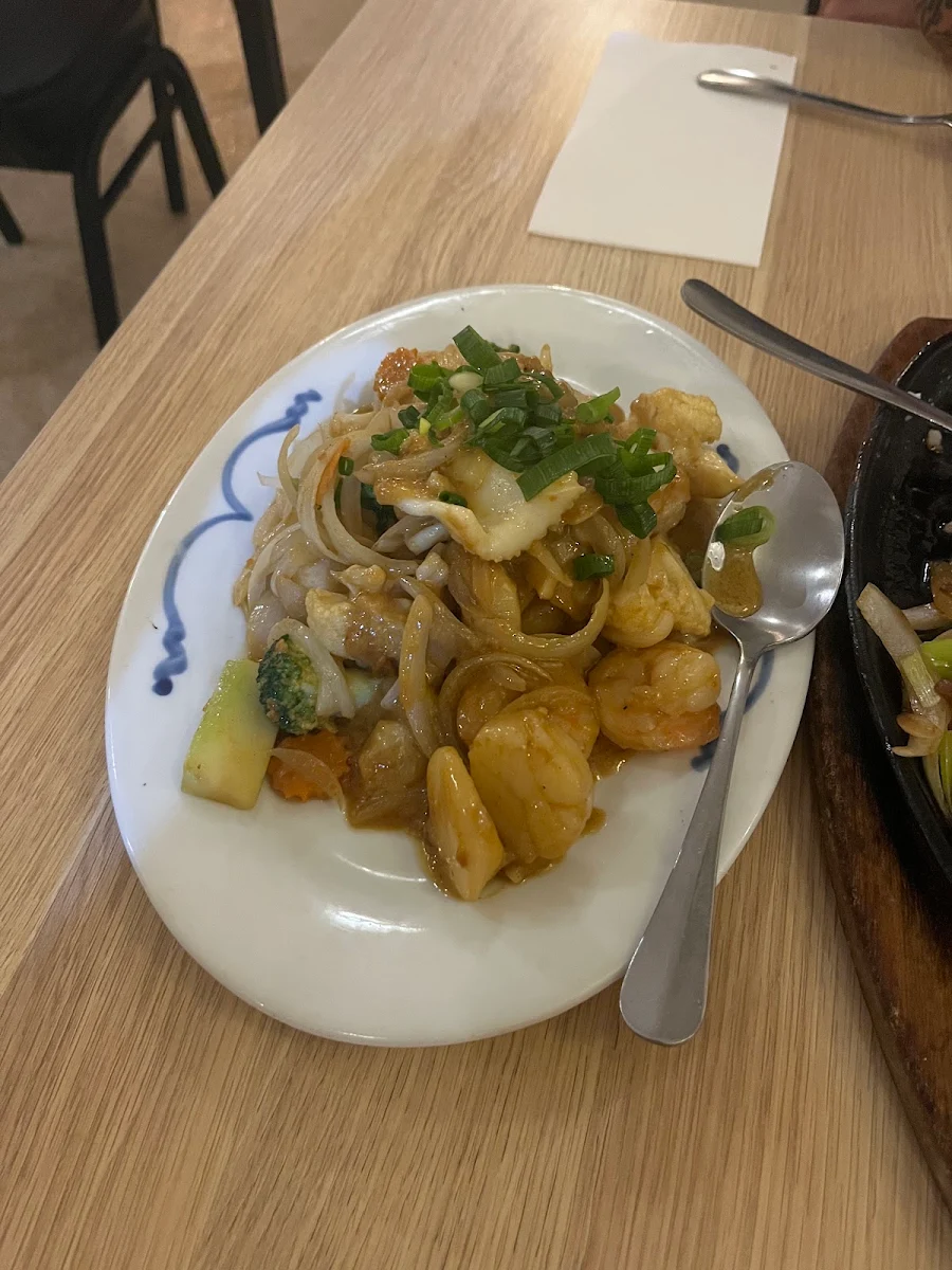 Highlights, Tong's Chinese Restaurant