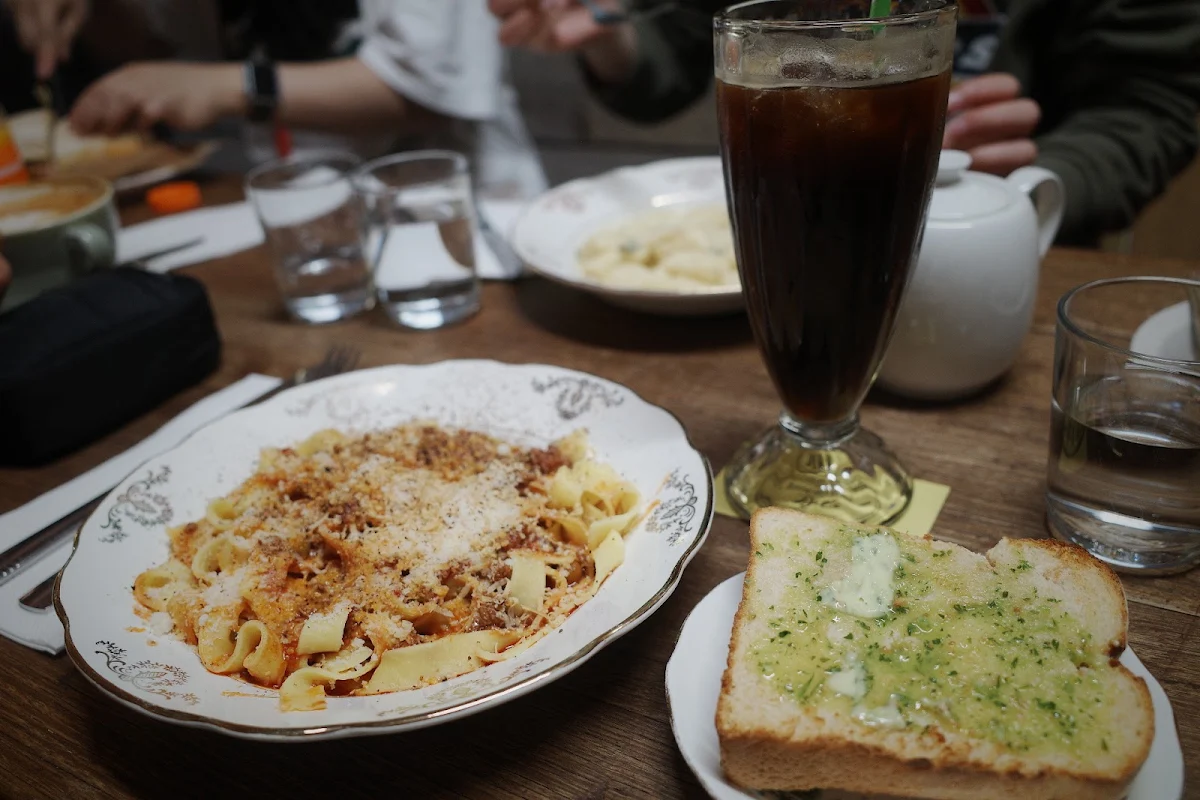 Highlights, Sale e Pepe Deli