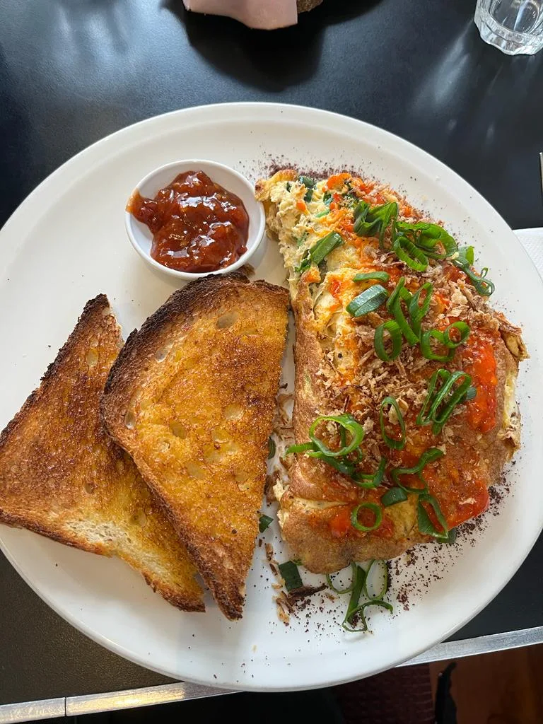 Chilli Omelette, 20g Coffee Cafe