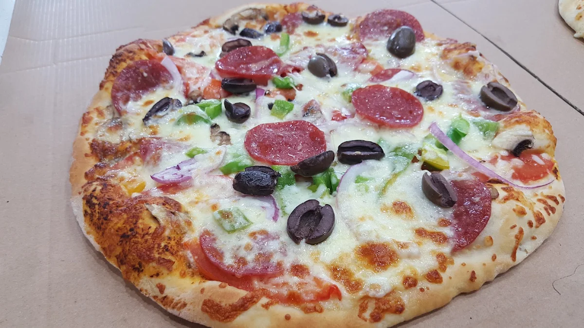 Highlights, Haney Pizza & Cafe