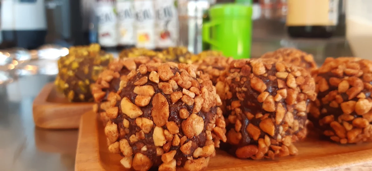 Snickers Protein Ball