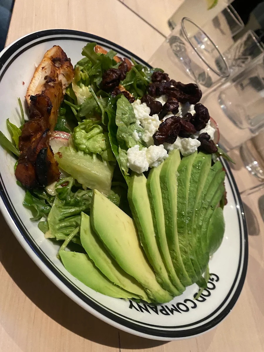Grilled Halloumi & Avocado Salad