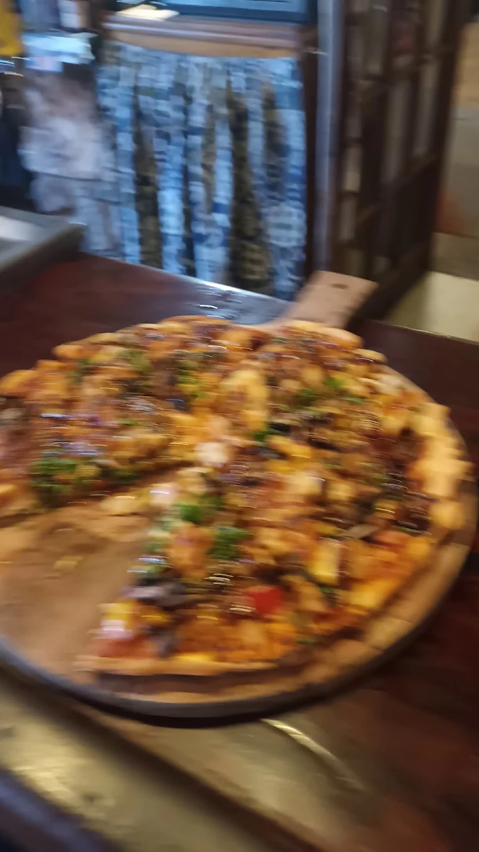 Chicken Pizza with BBQ Sauce