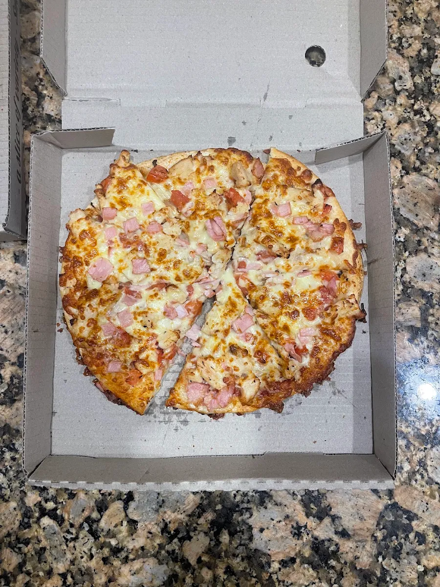 Highlights, Heathridge Pizza
