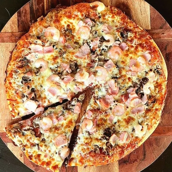 Highlights, Heathridge Pizza