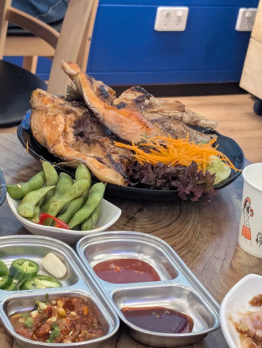 Grilled Salmon Head