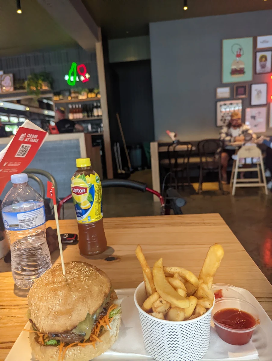 Grilled Chicken Burger, Grill'd Burgers - Albury