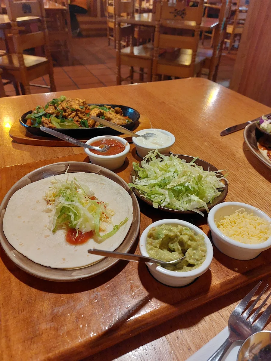 Fajitas, Montezuma's Mexican Restaurant & Bar - Labrador