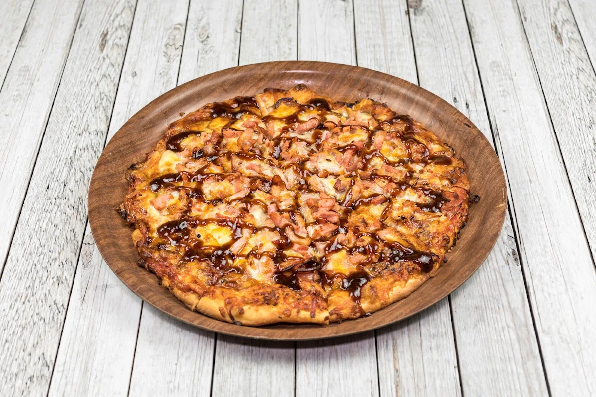 Highlights, Jerry's Famous Pizza