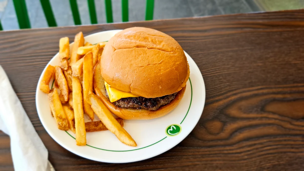 Cheeseburger, Wahlburgers