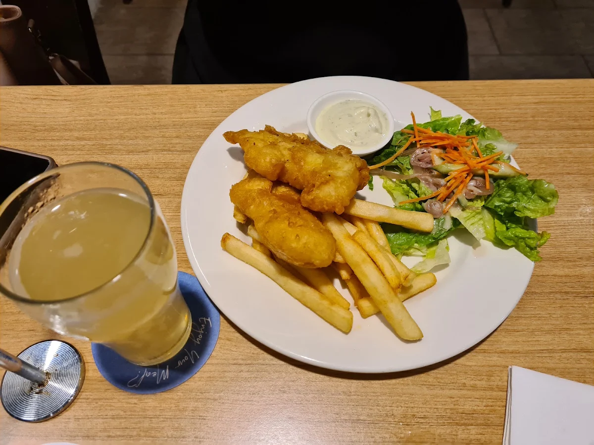 Beer Battered Fish & Chips, Redcliffe Tavern