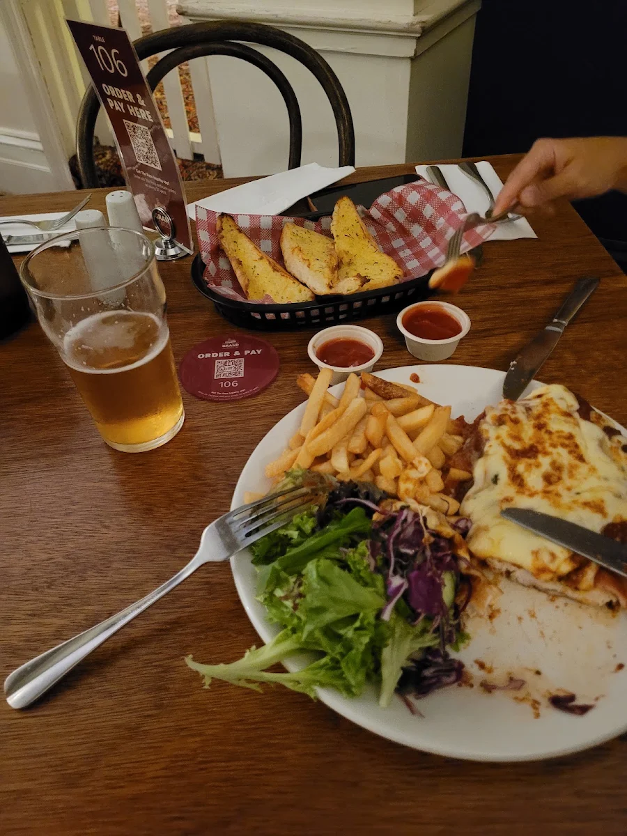 Highlights, Public Bar Beer Garden