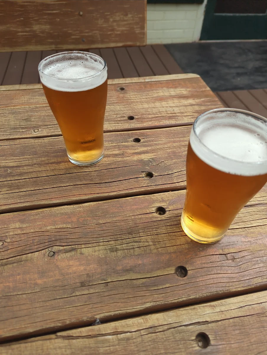 Cold Beer, Bendemeer Hotel