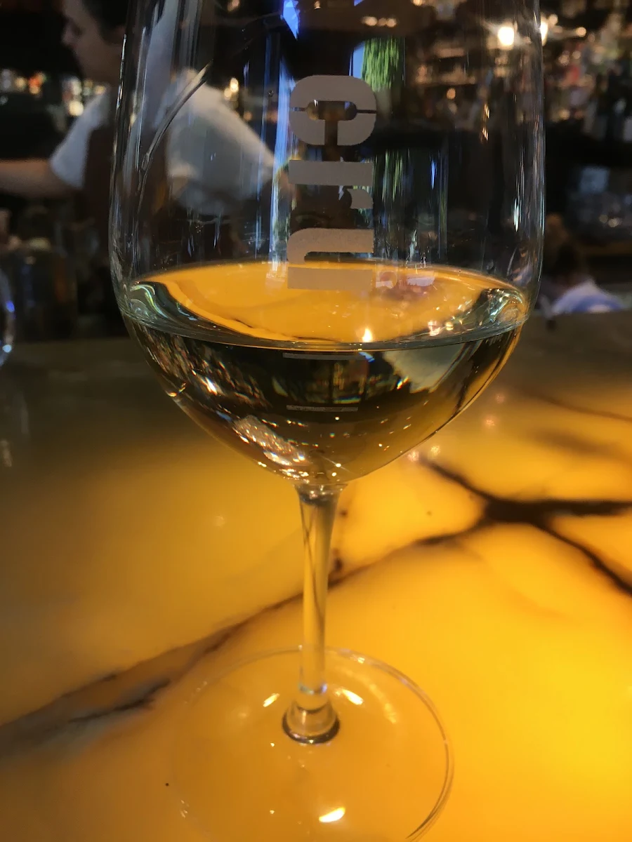Pinot, CRU Bar & Cellar