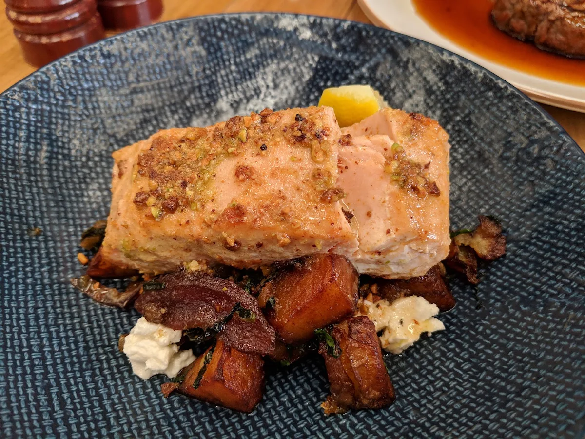 Salmon, CRU Bar & Cellar