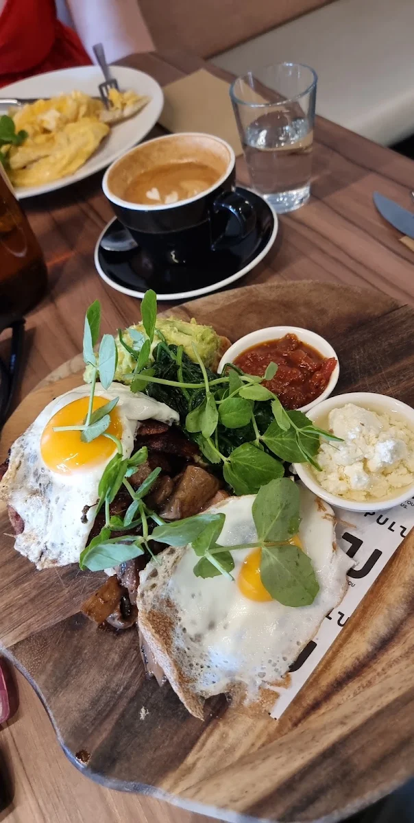 Big Breakfast