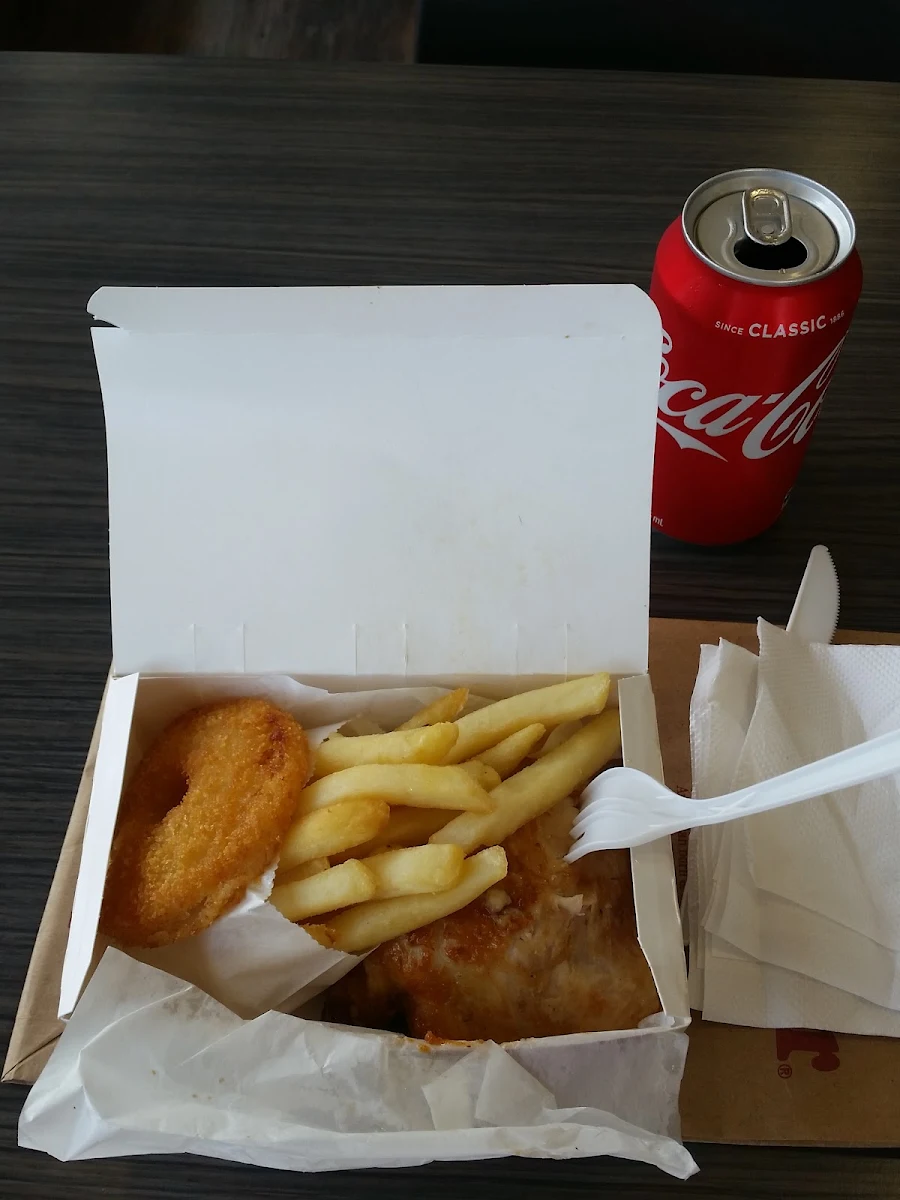 Soft Drinks, Red Rooster Warwick