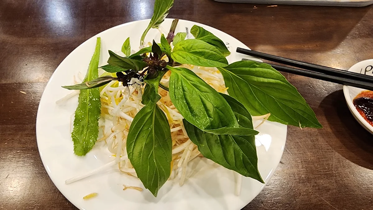 Pho Condiments, V Pho