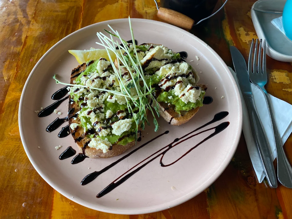 Avocado Smash, Queens Park Cafe & Kiosk
