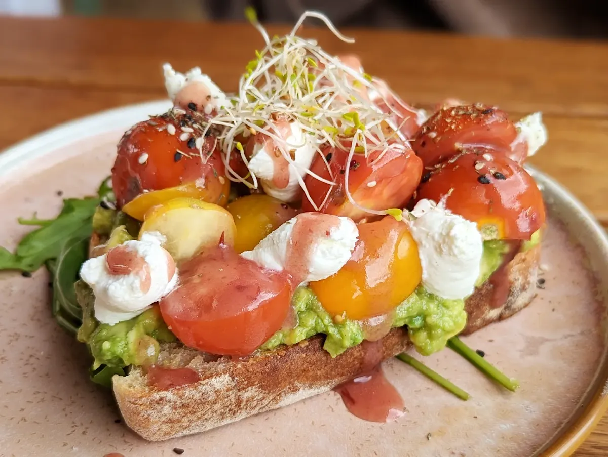 Smashed Avocado Bacon