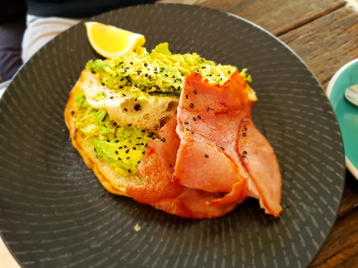 Avo on Toast Ham