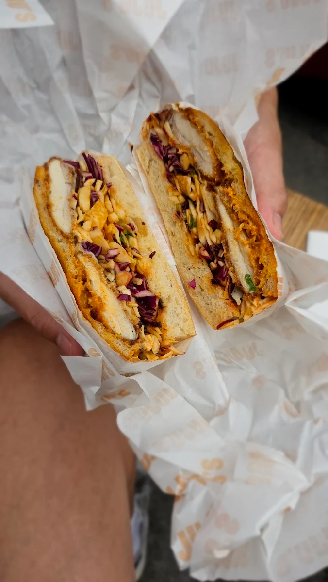 Highlights, JUJU’S DELI
