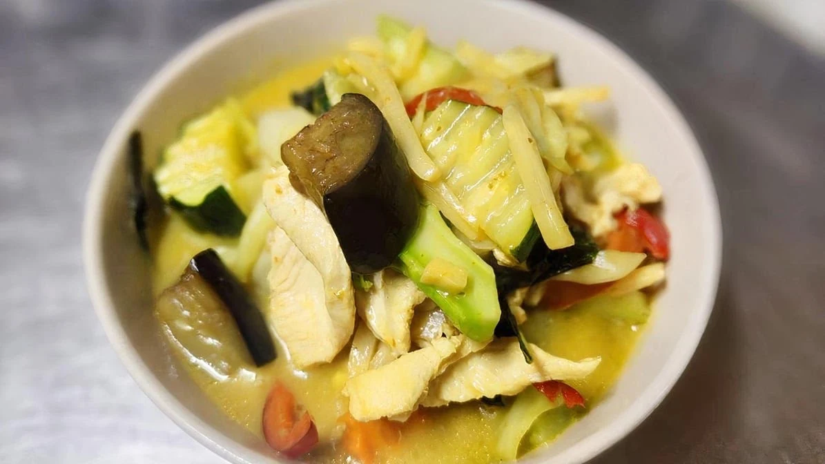 Highlights, Pad Thai Thai