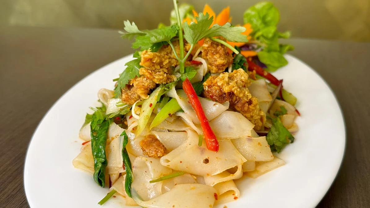 Highlights, Pad Thai Thai