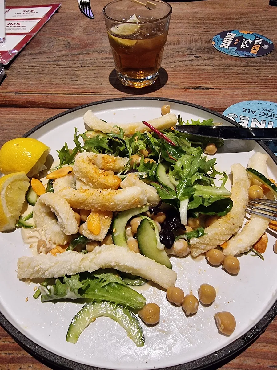 Caesar Salad, Melbourne Central Lion Hotel