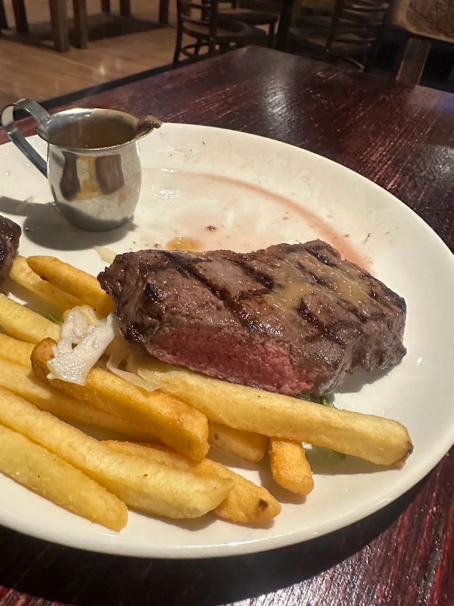 Steak Chips, Melbourne Central Lion Hotel