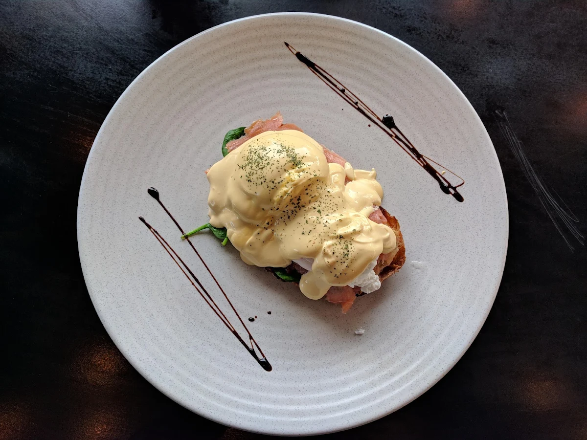 Eggs Benedict, Cafe Academia