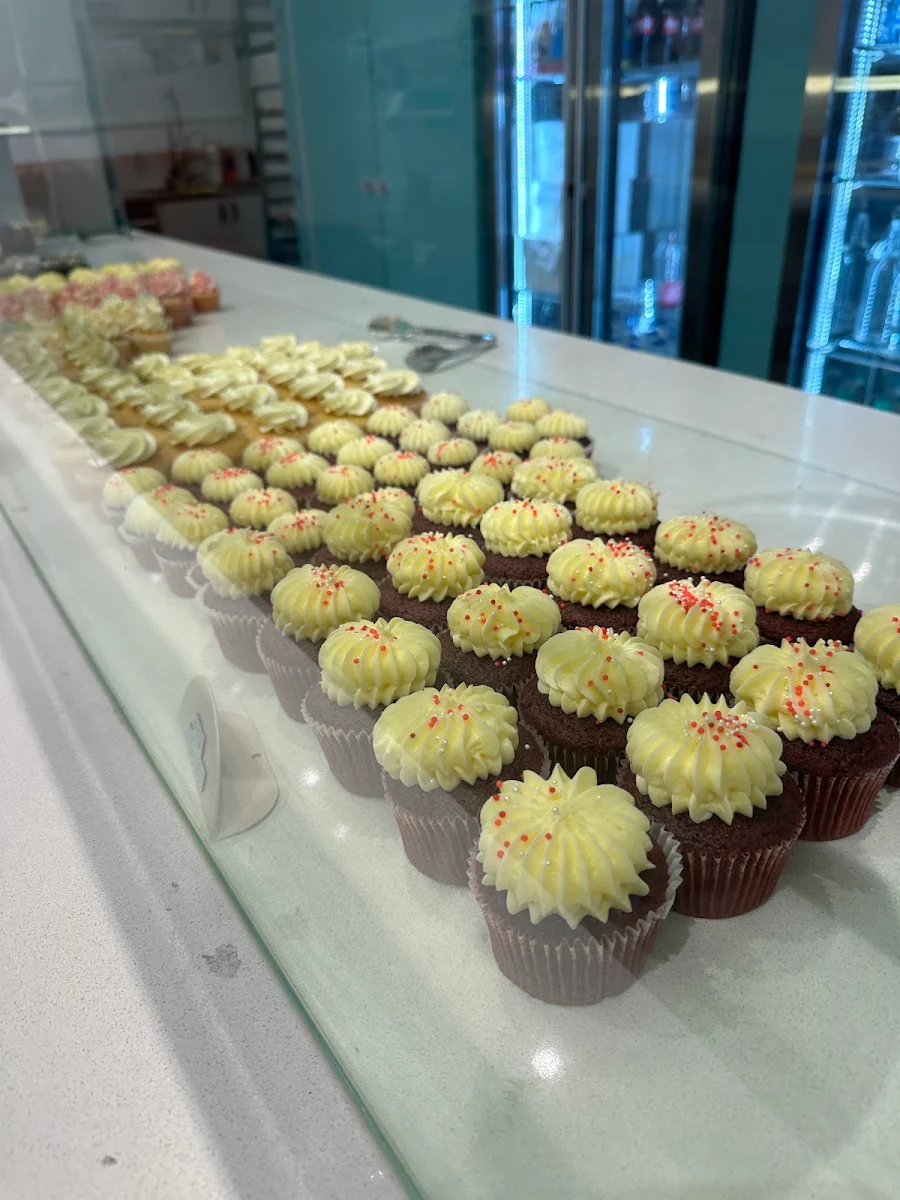 Highlights, Cupcake Central Highpoint