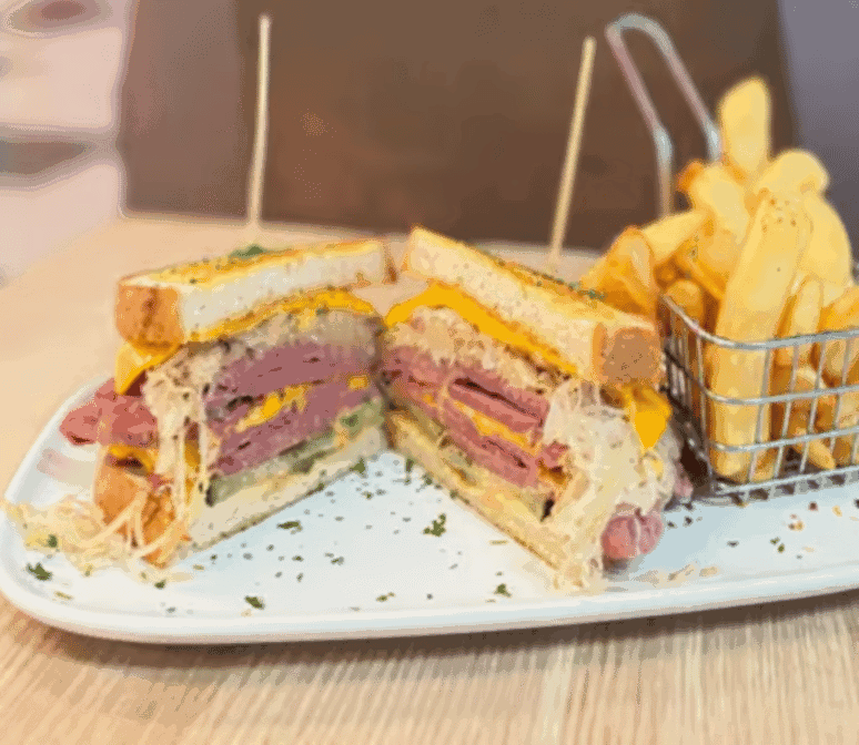 Highlights, Twisted Sista Cafe & Gelateria - Casey Central