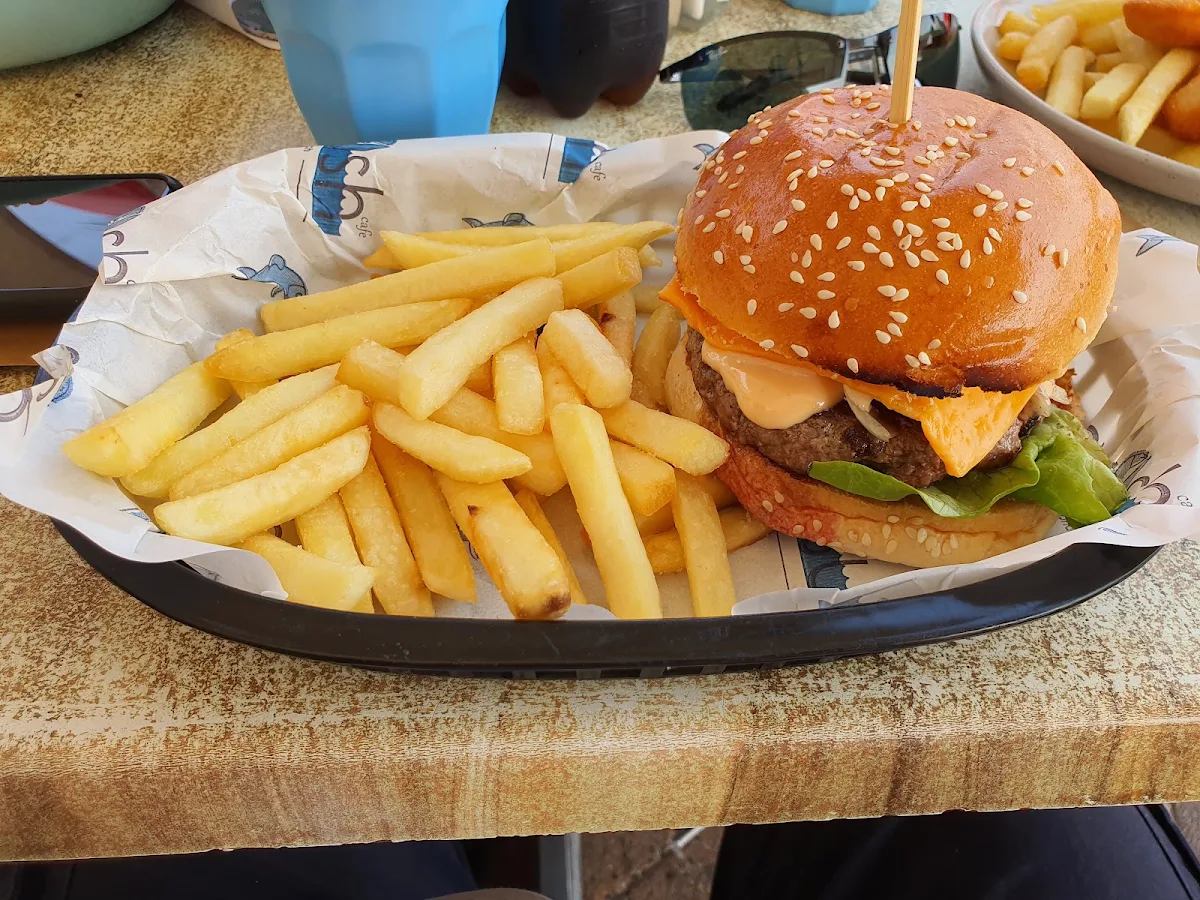 Cheeseburger, Surfish Bondi Beach