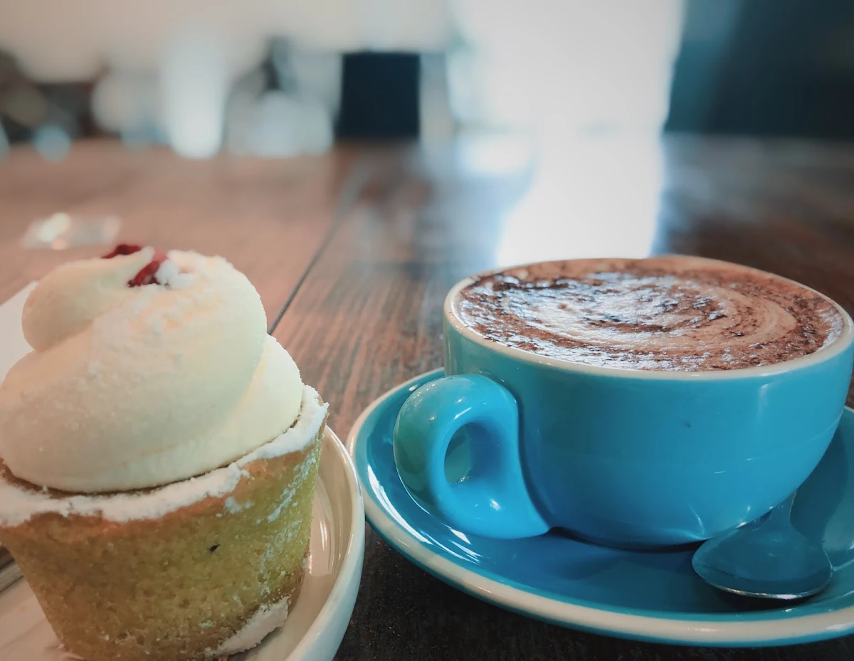 Pistachio & Raspberry, Little Sister Brighton