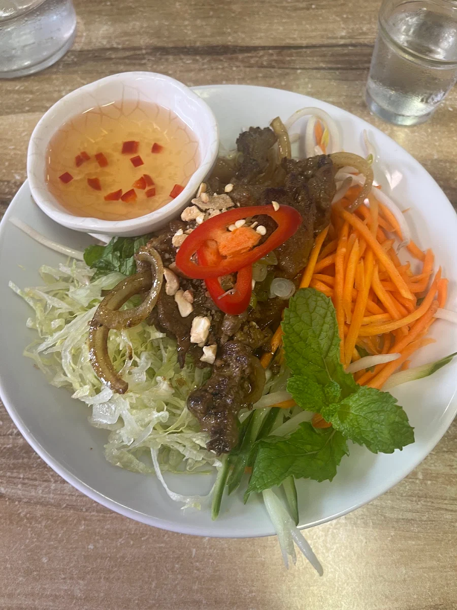 Lemongrass Beef Vermicelli Salad