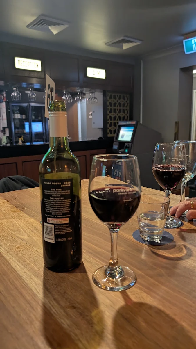 Wine, Parkview Hotel