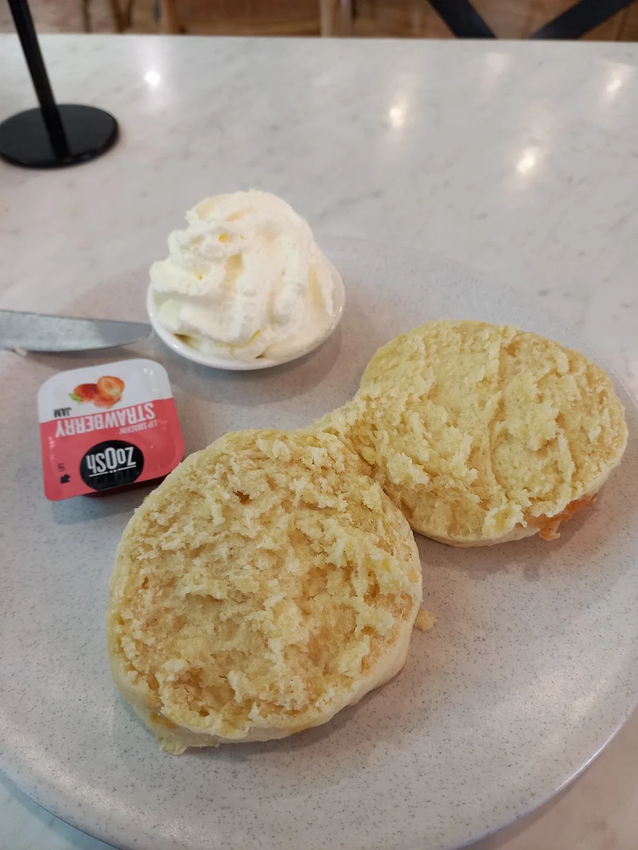 Scones, Jamaica Blue Morley Galleria