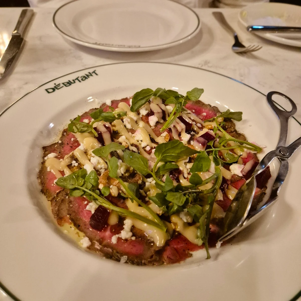 Beef Carpaccio, Debutant