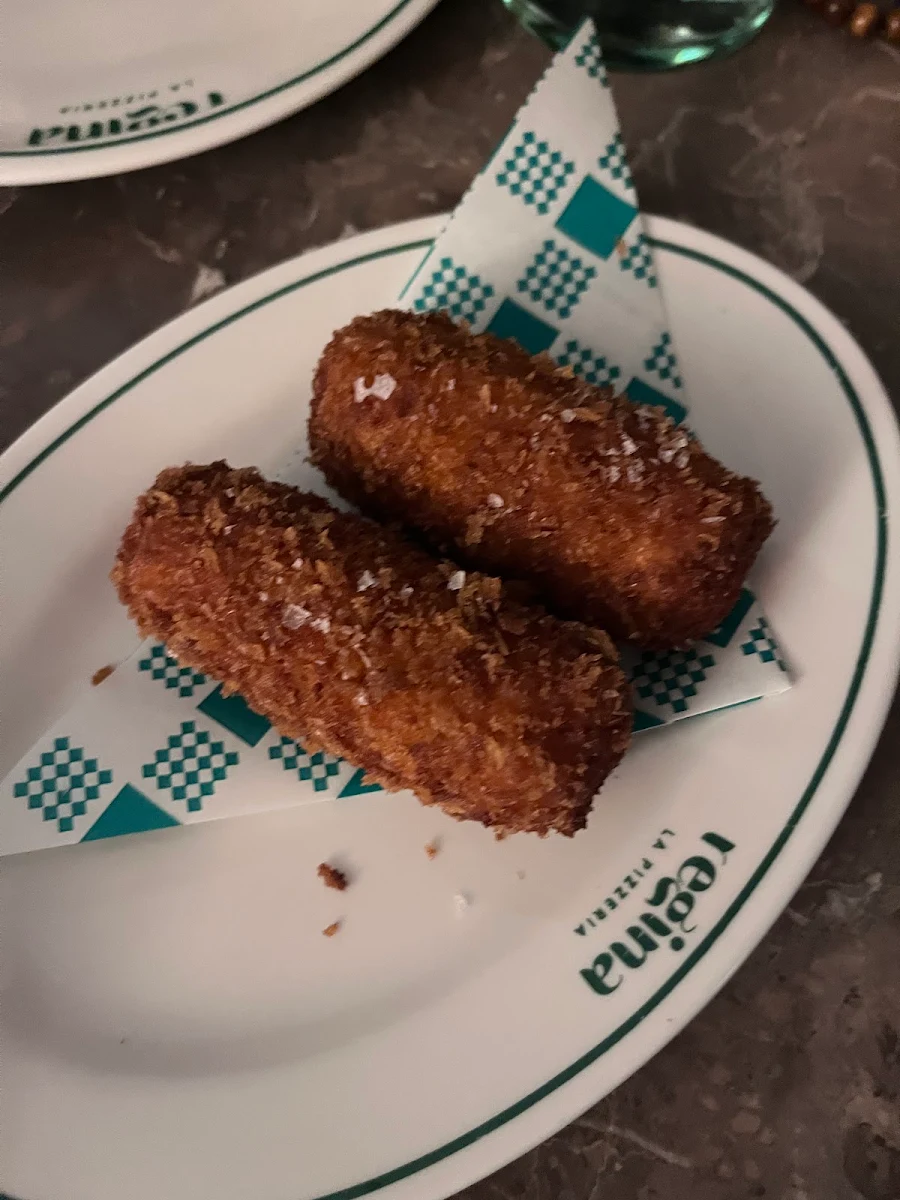 Highlights, Regina La Pizzeria