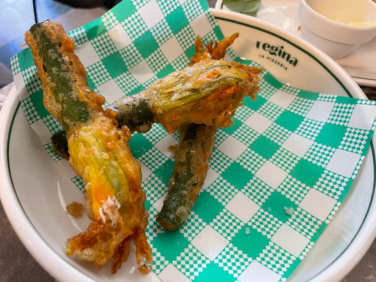 Zucchini Flowers, Regina La Pizzeria