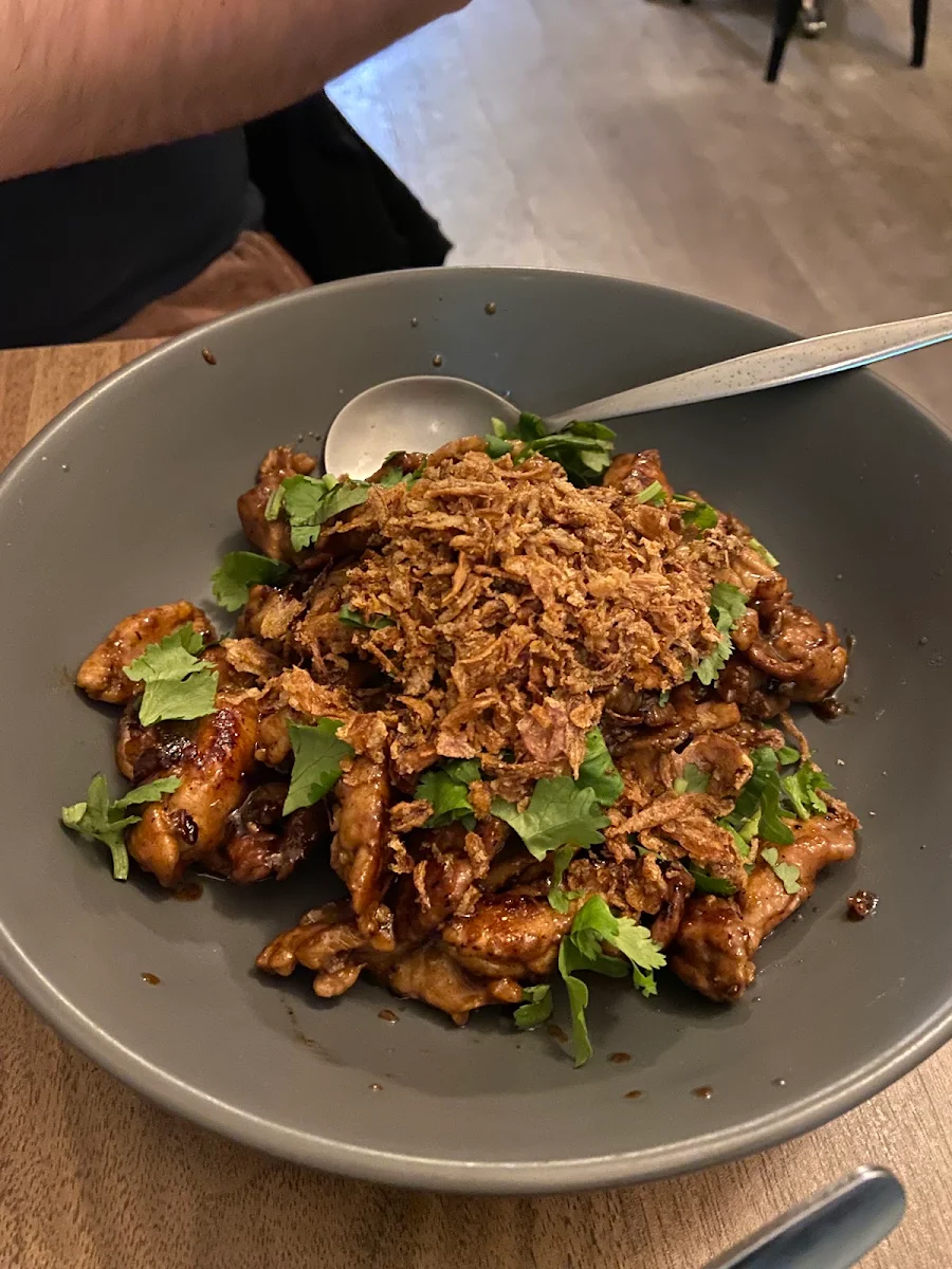 Larb GF, Chork Dee Thai Restaurant